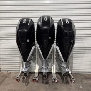 2021 Triplet Mercury V8 300HP Marine Outboard Motor